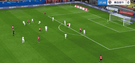 成都蓉城1-0力克青岛海牛 罗慕洛头球破门牟鹏飞