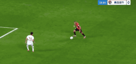 成都蓉城1-0力克青岛海牛 罗慕洛头球破门牟鹏飞